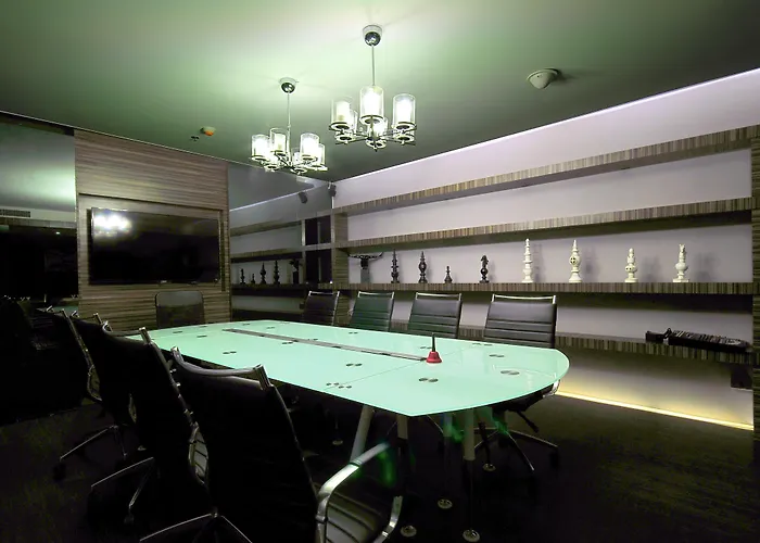 Hotel Citrus Sukhumvit 13 Nana By Compass Hospitality - Newly Renovated 4*