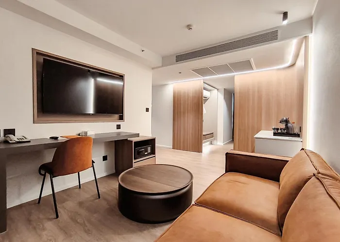 Citrus Sukhumvit 13 Nana By Compass Hospitality - Newly Renovated Hotel Bangkok