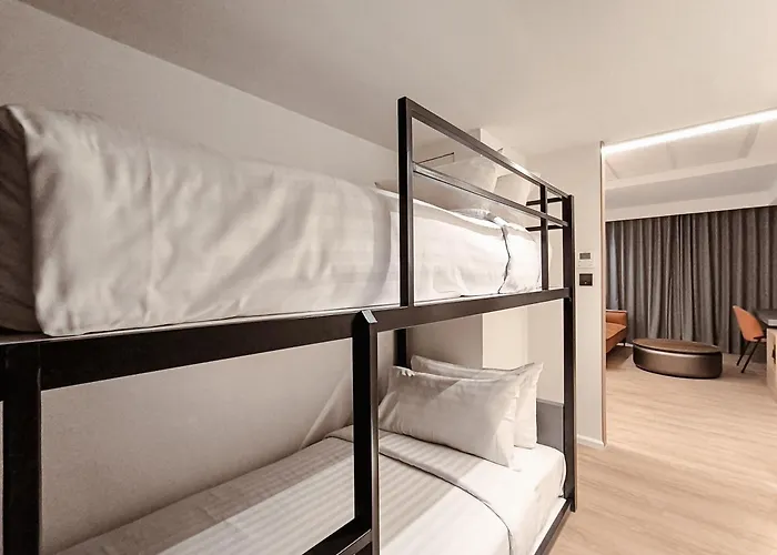 Citrus Sukhumvit 13 Nana By Compass Hospitality - Newly Renovated Hotel