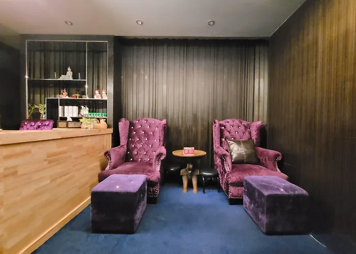 Citrus Sukhumvit 13 Nana By Compass Hospitality - Newly Renovated