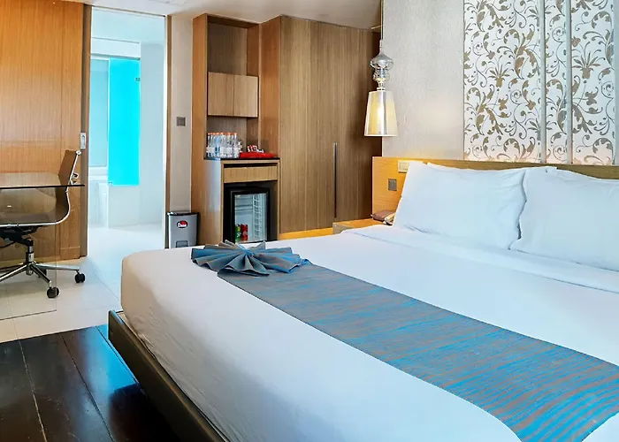 Hotel Citrus Sukhumvit 13 Nana By Compass Hospitality - Newly Renovated Bangkok