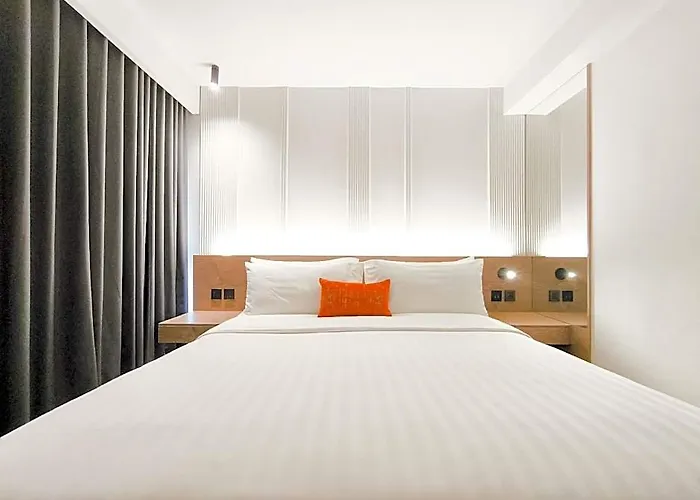 Citrus Sukhumvit 13 Nana By Compass Hospitality - Newly Renovated Bangkok