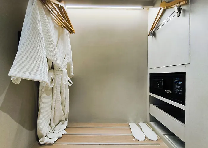 Hotel Citrus Sukhumvit 13 Nana By Compass Hospitality - Newly Renovated 4*