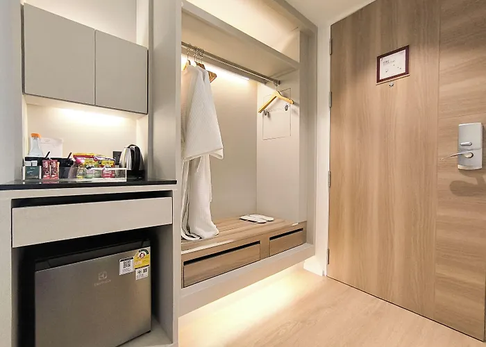 Citrus Sukhumvit 13 Nana By Compass Hospitality - Newly Renovated Bangkok