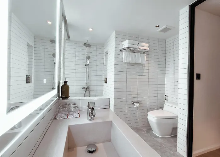 Hotel Citrus Sukhumvit 13 Nana By Compass Hospitality - Newly Renovated Bangkok